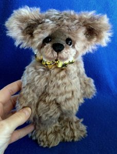 Ghirardelli: 9" One of a Kind Mohair Artist Bear