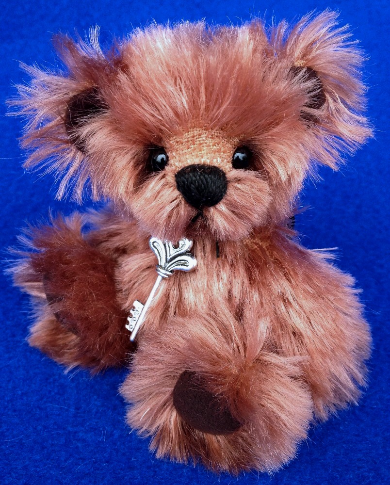 Rusty - Miniature artist teddy bear by Laura Lynn