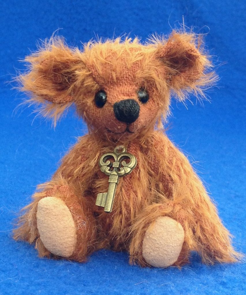 Harold 1- miniature artist teddy bear