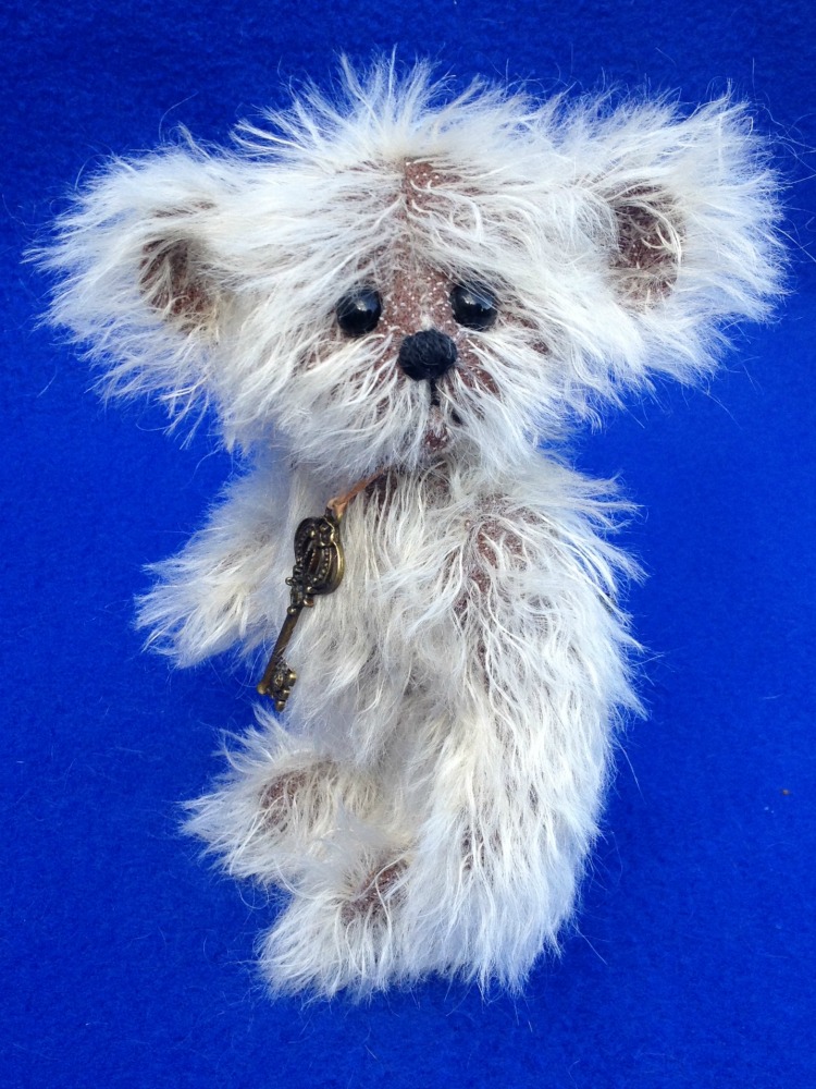 Mohair Artist Teddy Bear Ettie