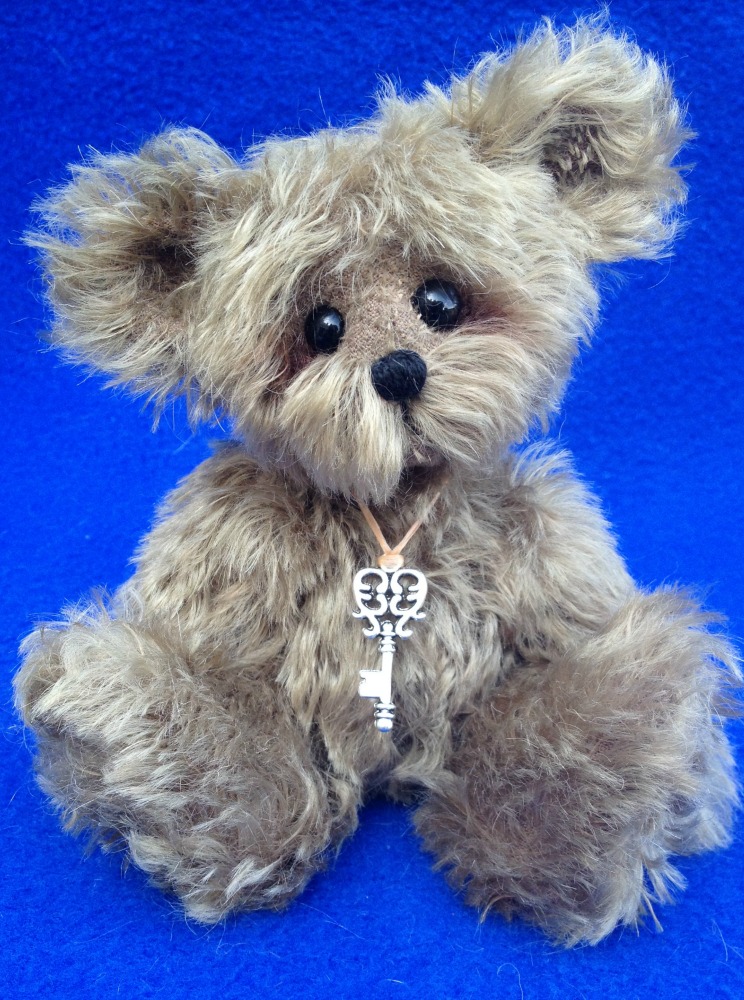 Mohair Artist Teddy Bear Oscar