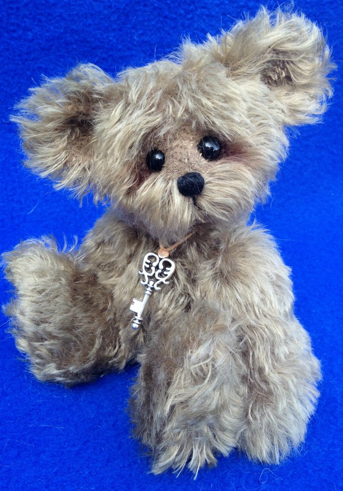 Mohair Artist Teddy Bear Oscar