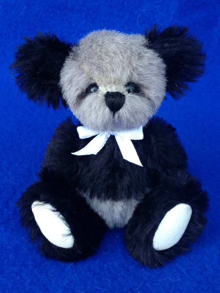 Smudge Miniature Artist Teddy Bear 