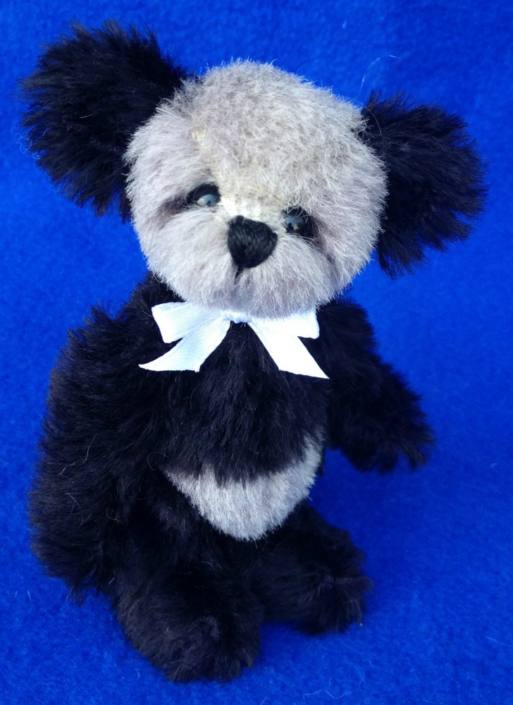 Smudge Miniature Artist Teddy Bear 