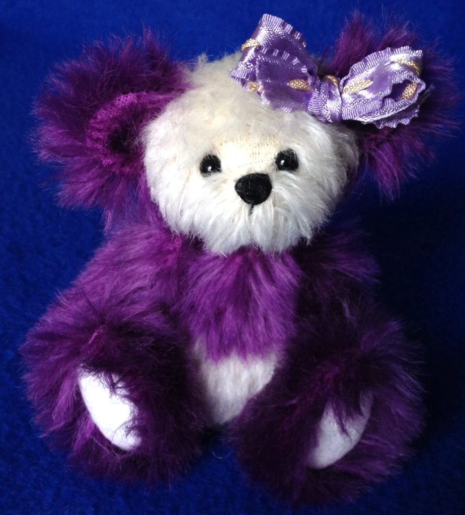 Violet - miniature artist teddy bear by Laura Lynn