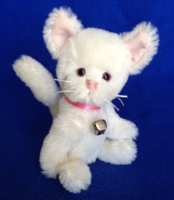Snowball - Alpaca Artist Kitten - ooak