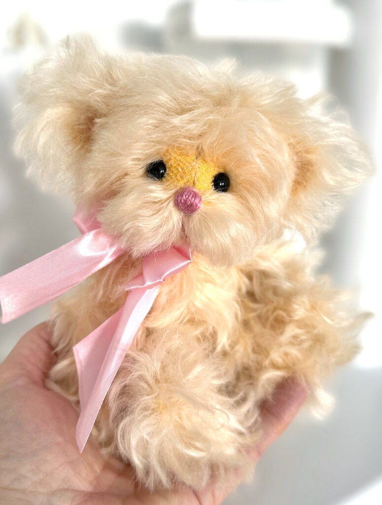Sundrop - Yellow mohair artist teddy bear by Laura Lynn