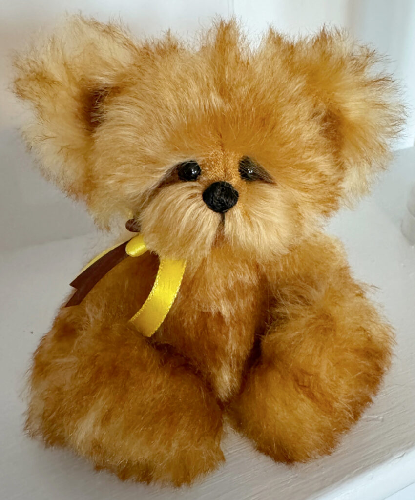 Sunny Mohair artist teddy bear by Laura Lynn