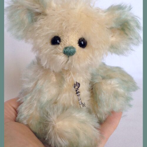 Calypso- 6.5" one of a kind artist teddy bear: www.TeddiesbyLauraLynn.com