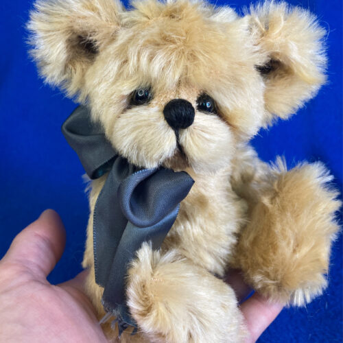 Max - Mohair Artist Teddy Bear by Laura Lynn 1