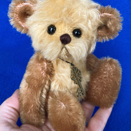 SOLD! Snickerdoodle: OOAK Mohair Pocket Bear - One of a Kind Collectible Teddy Bear